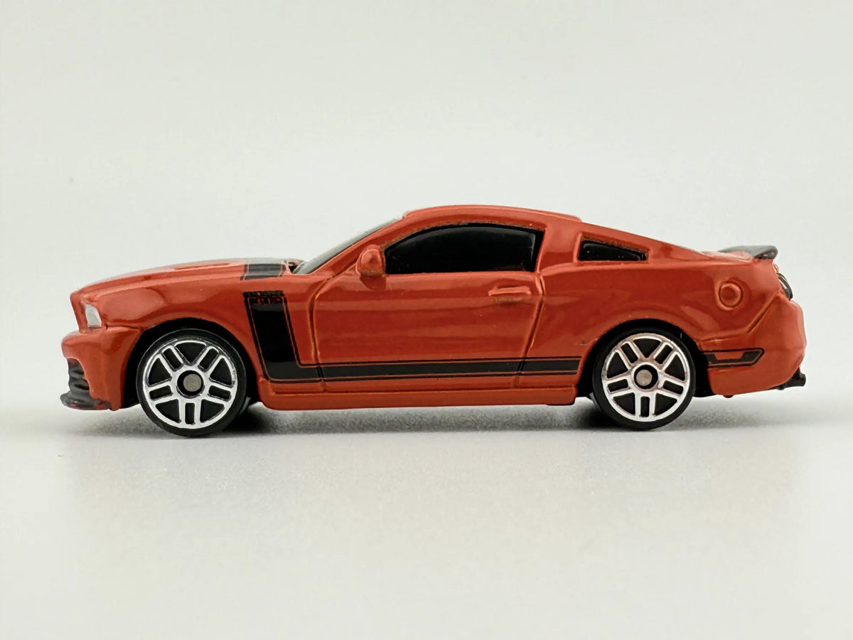 FORD MUSTANG BOSS 302, Maisto, Die cast 12102, Pomarańczowy, 1:64, Resoraki – zdjęcie 3