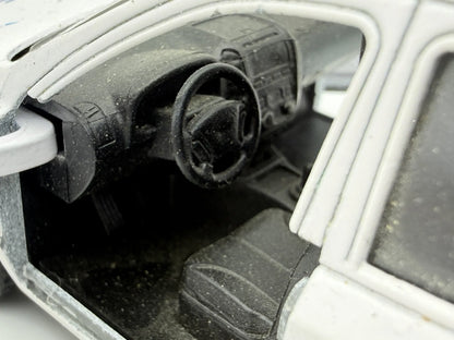 SAMOCHÓD POLICYJNY – SUV (STYLIZACJA NA AUDI Q7; MODEL 1:32 – zdjęcie 3