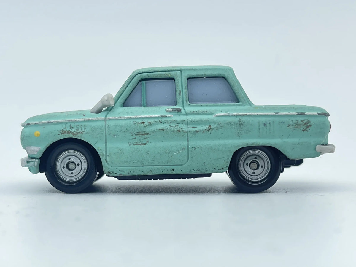 Vladimir Trunkov jako Zaporożec ZAZ 968 z 1975, Disney/Pixar Cars, 1:64 – zdjęcie 3