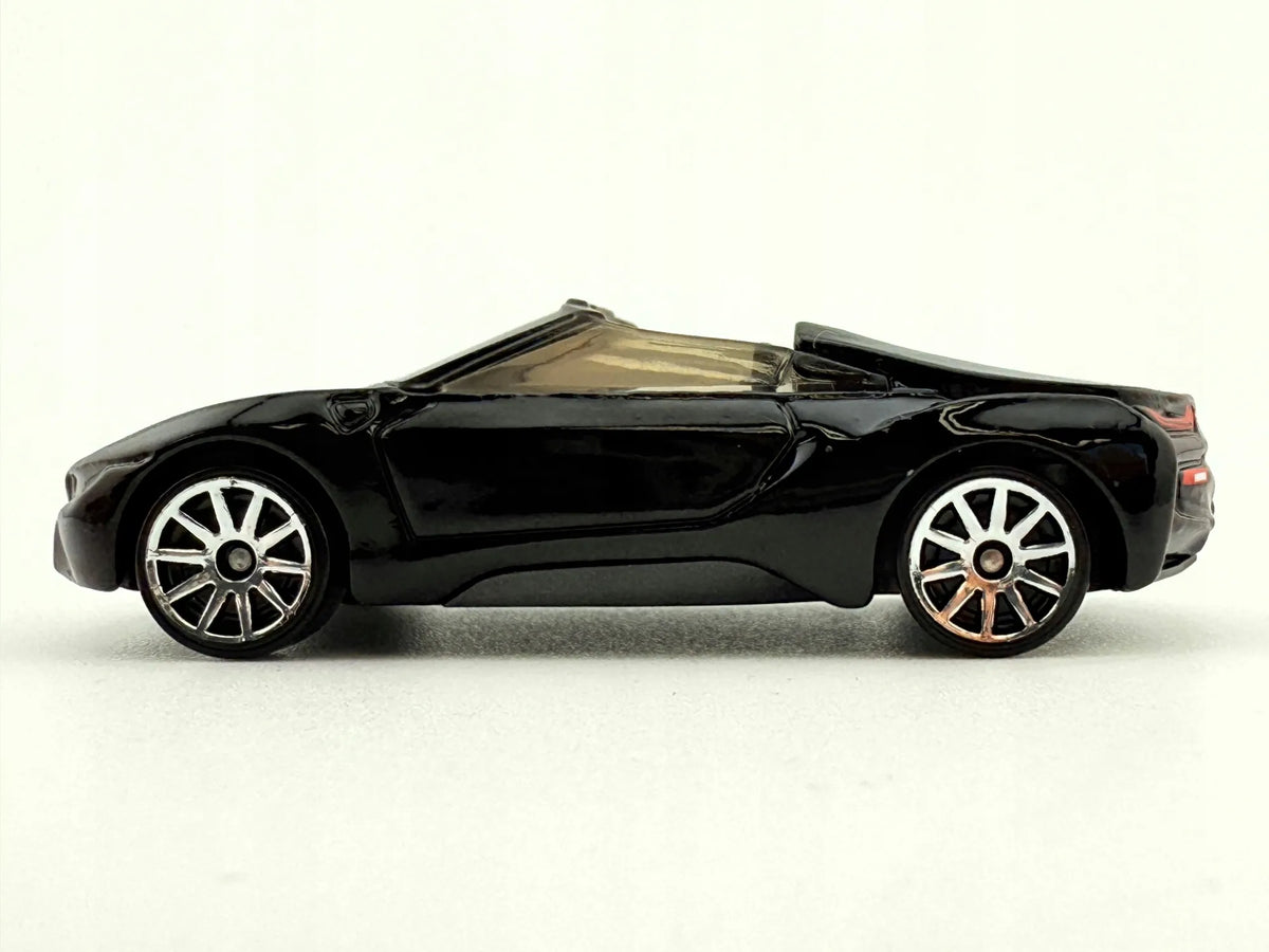 BMW I8 ROADSTER Hot Wheels 2018 Czarny 1:64 – zdjęcie 3