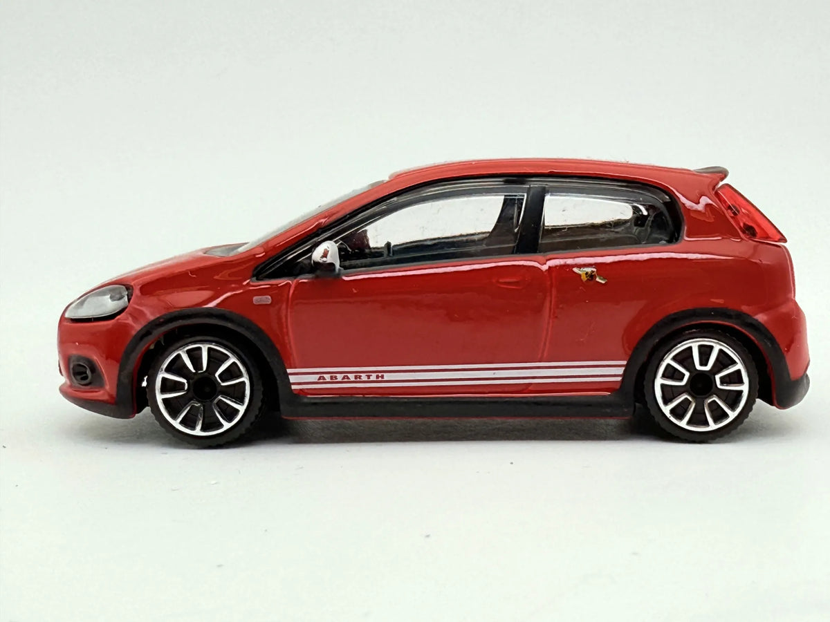 Abarth Grande Punto Bburago Czerwony 1:43 – zdjęcie 3