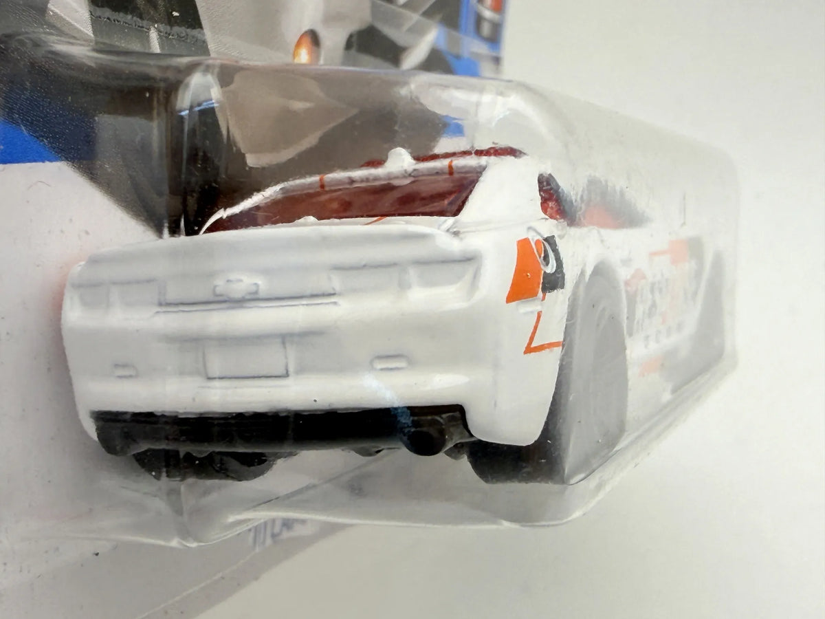 '10 Camaro Ss HW FIRST RESPONSE Policja Hot Wheels 2024 Biały 1:64 – zdjęcie 3
