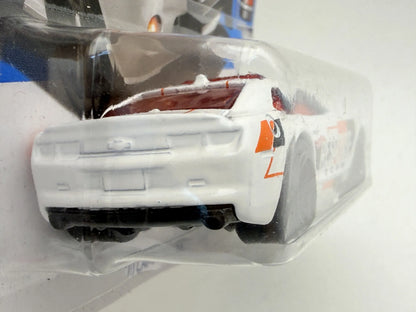 '10 Camaro Ss HW FIRST RESPONSE Policja Hot Wheels 2024 Biały 1:64 – zdjęcie 3