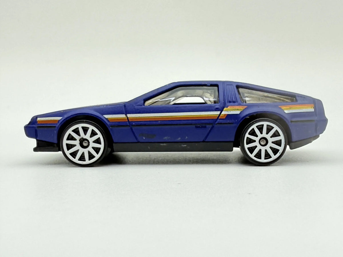 DELOREAN DMC-12, Hot Wheels 2009, Die cast R0931, Niebieski, 1:64, Resoraki – zdjęcie 3