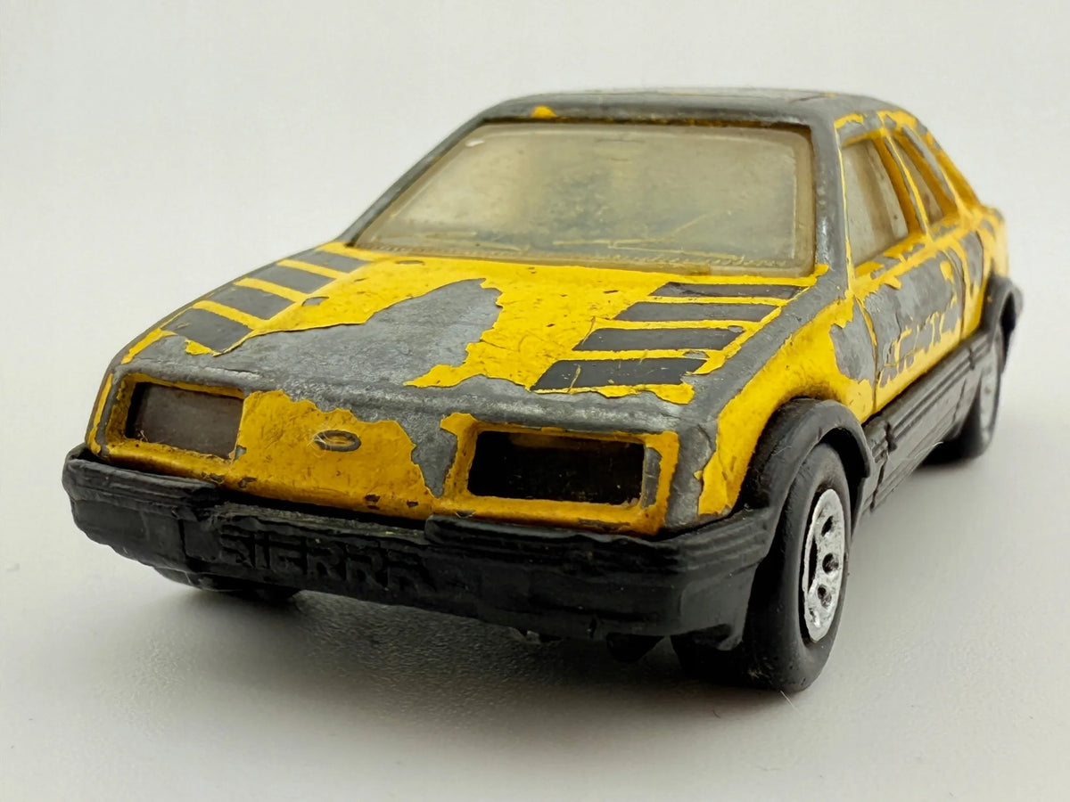 Ford Sierra Xr4I Matchbox 1983 Żółty 1:58 Made in Macau – zdjęcie 3