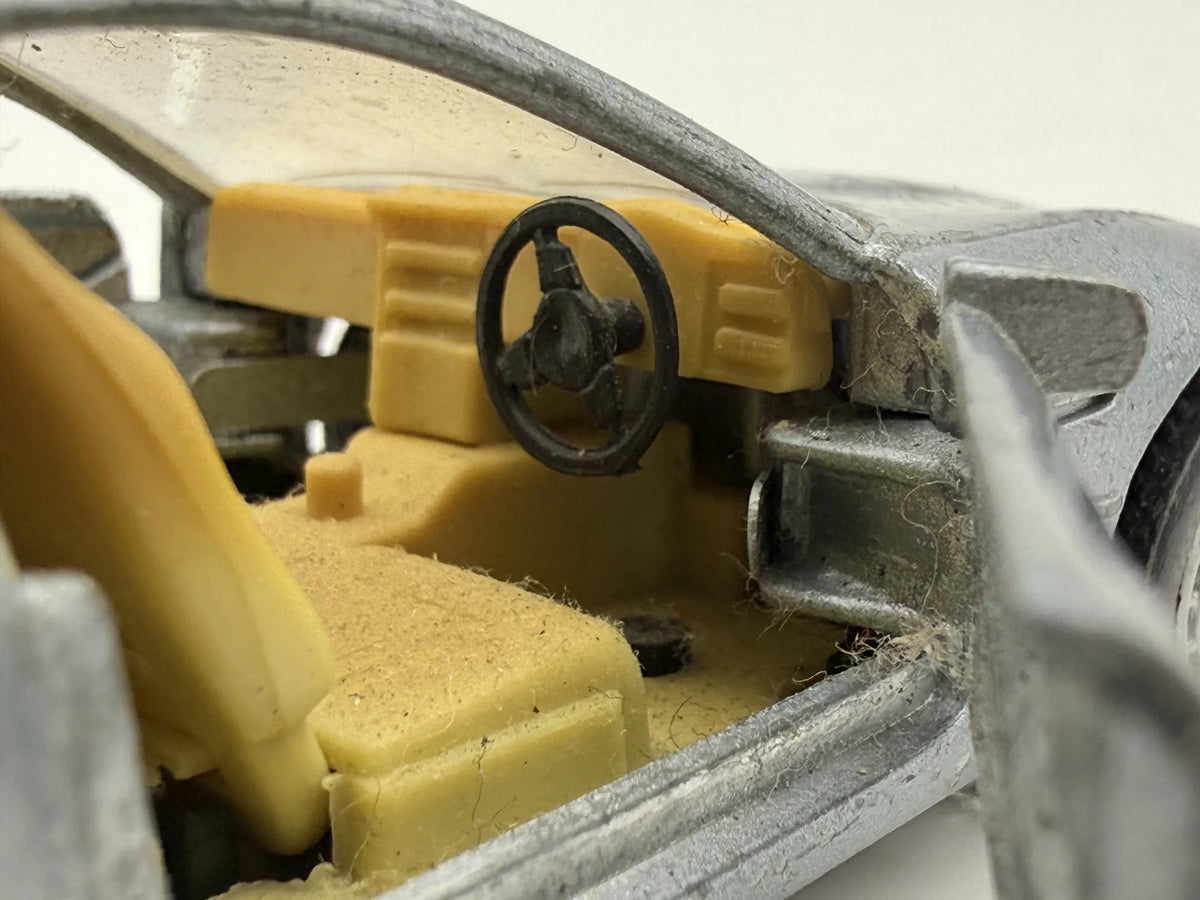 ASTON MARTIN DB7 COUPE, Maisto, Die cast, SzaaroBłękitny, 1:40, Resoraki – zdjęcie 3