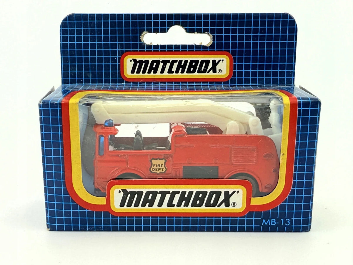 FIRE TRUCK, Matchbox, Resoraki, Die cast Mb-13, Czerwony, 1:64 – zdjęcie 3