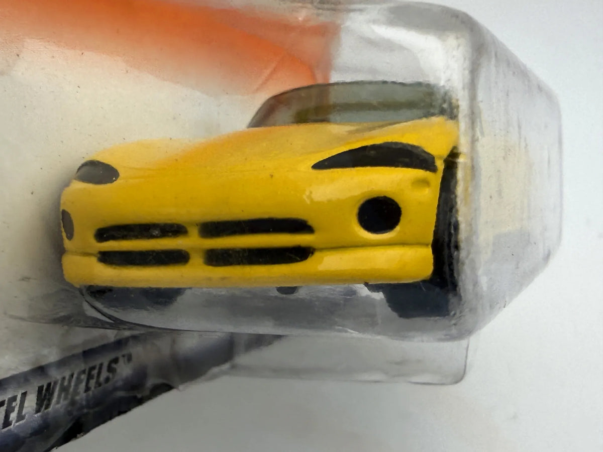 DODGE VIPER Mainline Matchbox 1997 Żółty 1:64 – zdjęcie 3