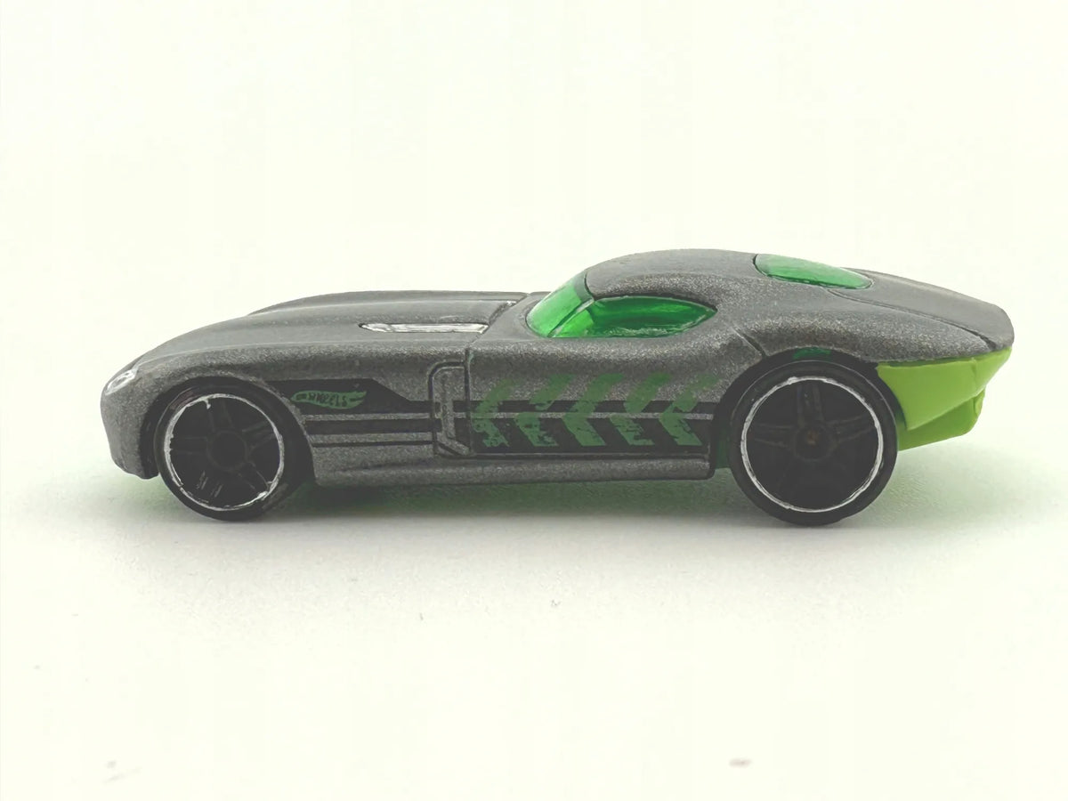 Fast Felion Hot Wheels 2008 Srebrny 1:64 – zdjęcie 3