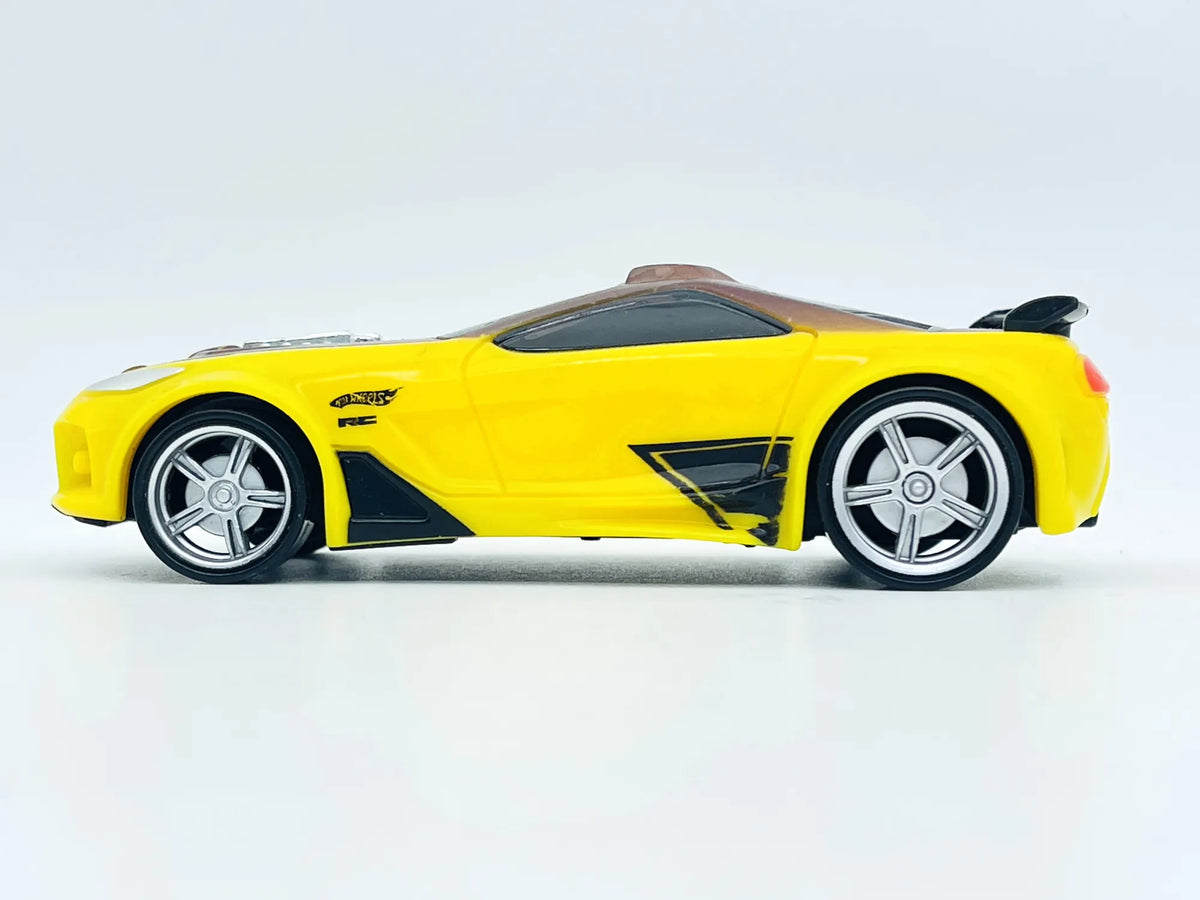 Scorcher V8192 Color Shifters Hot Wheels 2010 Żółty 1:43 – zdjęcie 3