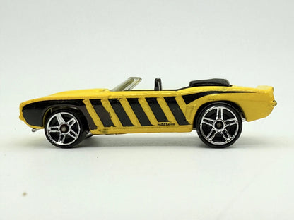 '69 Chevrolet Camaro Cabrio, Hot Wheels, Die cast, Resoraki, Żółty, 1:64 – zdjęcie 3