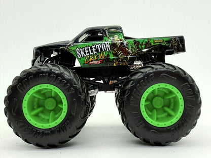 Skeleton Crew Monstrer Truck Hot Wheels Czarny 1:64 – zdjęcie 3