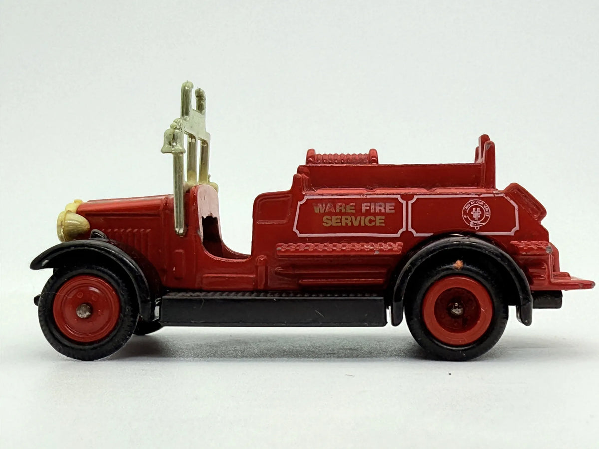 Wóz Strażacki Lledo Czerwony 1:60 Made in Anglia – zdjęcie 3