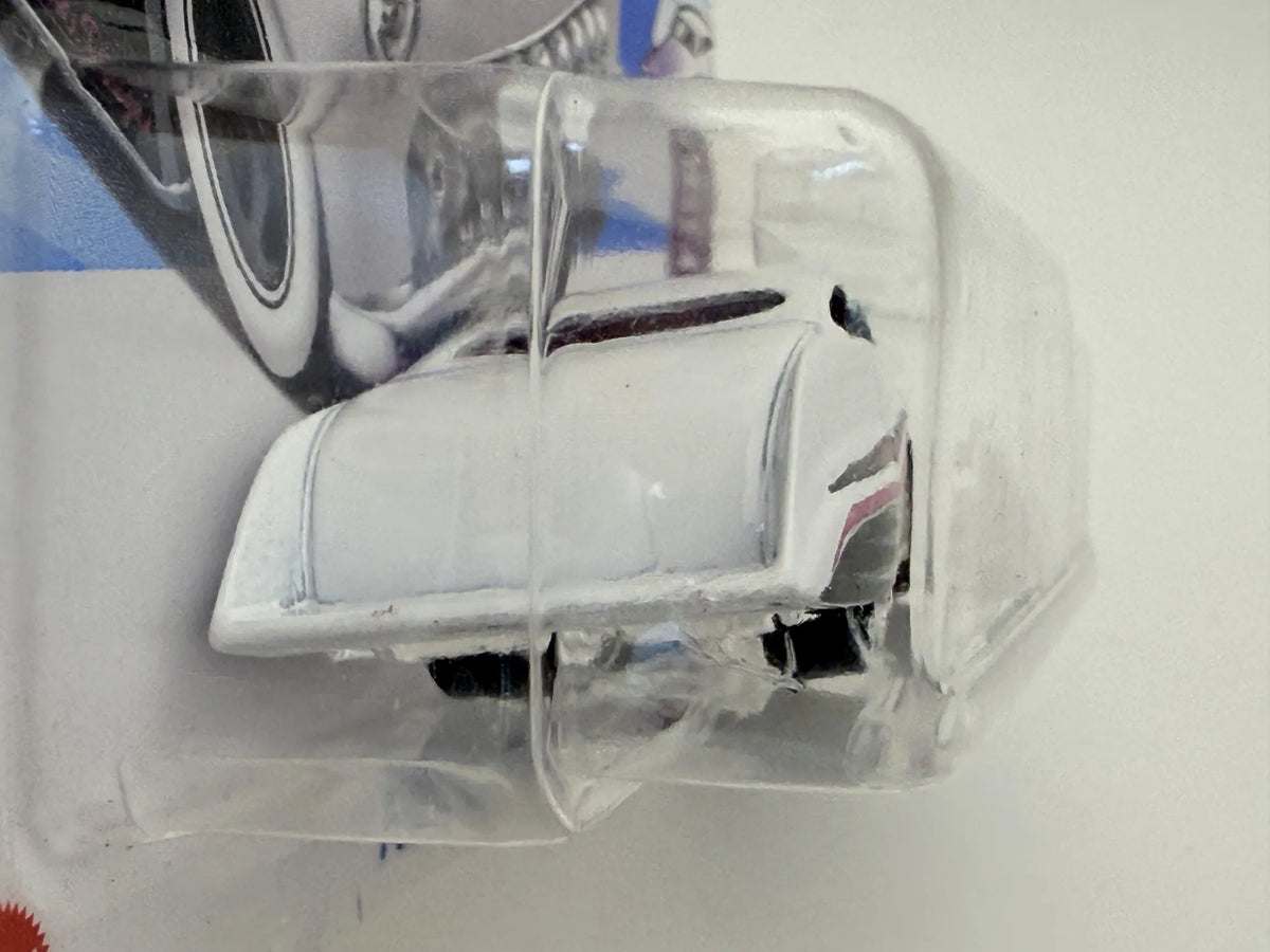 Purple Passion Mainline Hot Wheels 2025 Biały 1:64 – zdjęcie 3