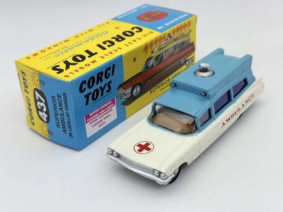 SUPERIOR AMBULANCE ON CADILLAC CHASSIS Corgi Biały 1:43 – zdjęcie 3
