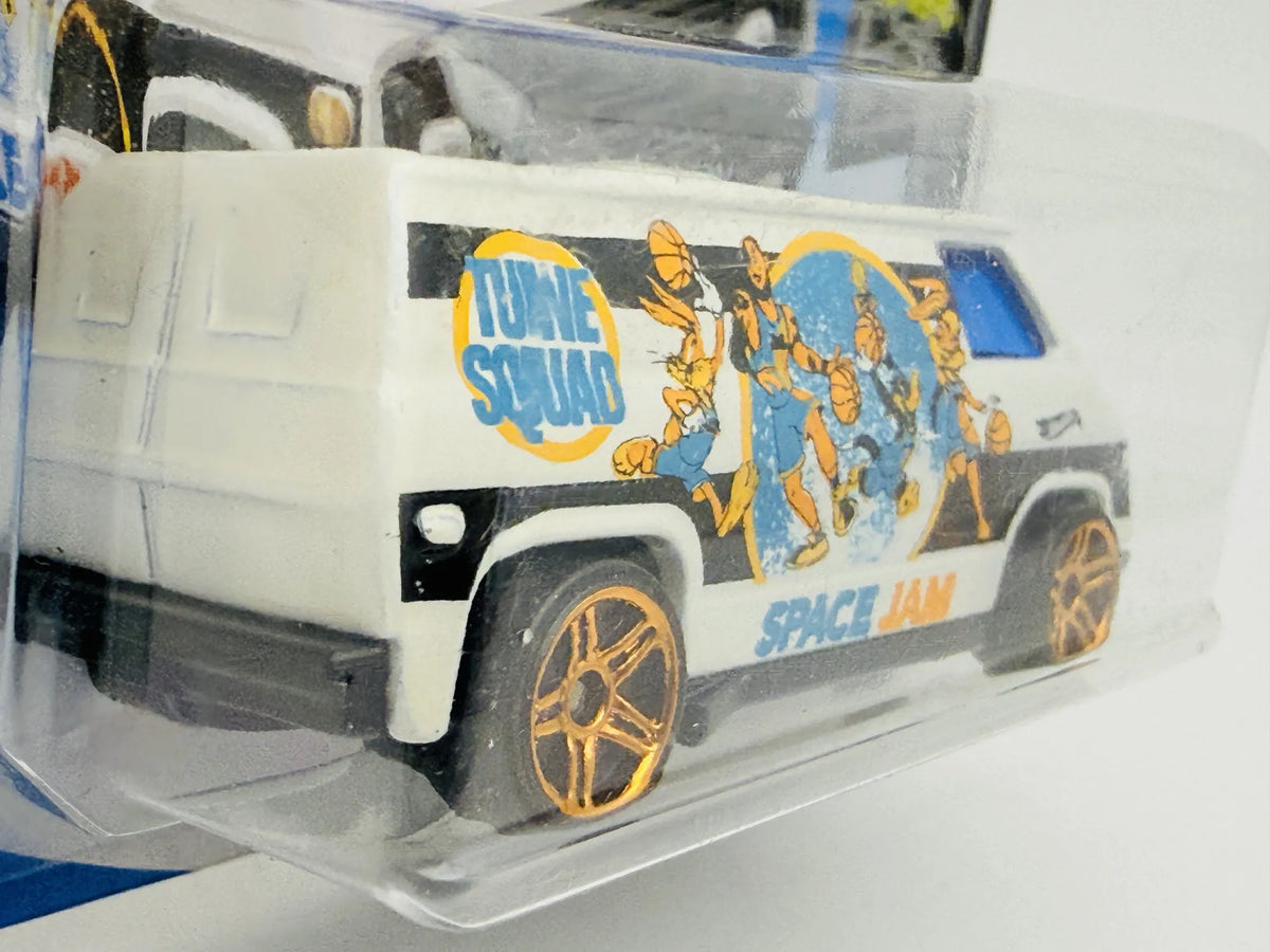70S Van Hot Wheels 2021 HW Space 1:64 Van SPACE JAM Blister Biały – zdjęcie 3