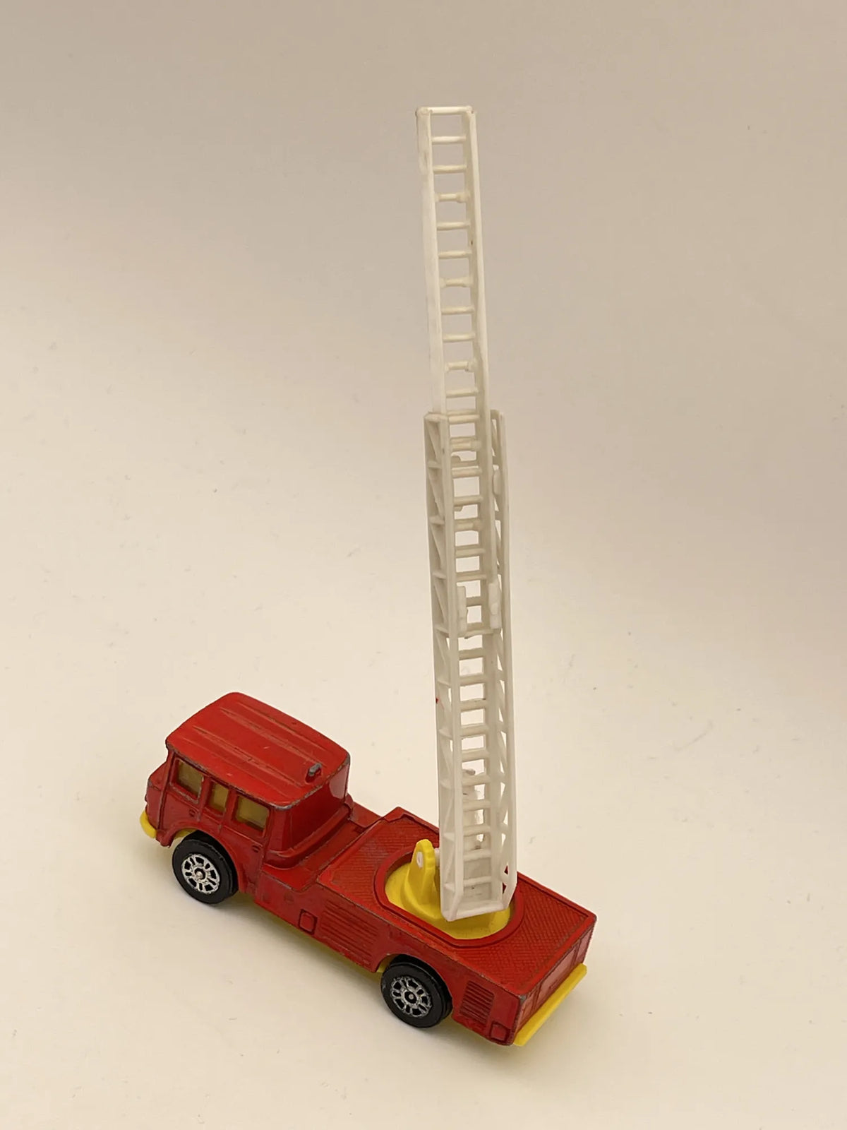 Simon Snorkel Fire Engine, Corgi Juniors, Made in Great Britain, 1:64 – zdjęcie 3