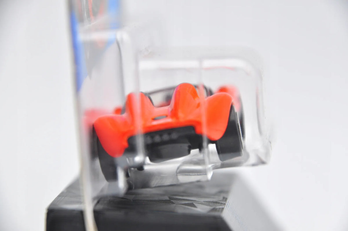 GLORY CHASER Hot Wheels 2024 Czerwony 1:64 – zdjęcie 3
