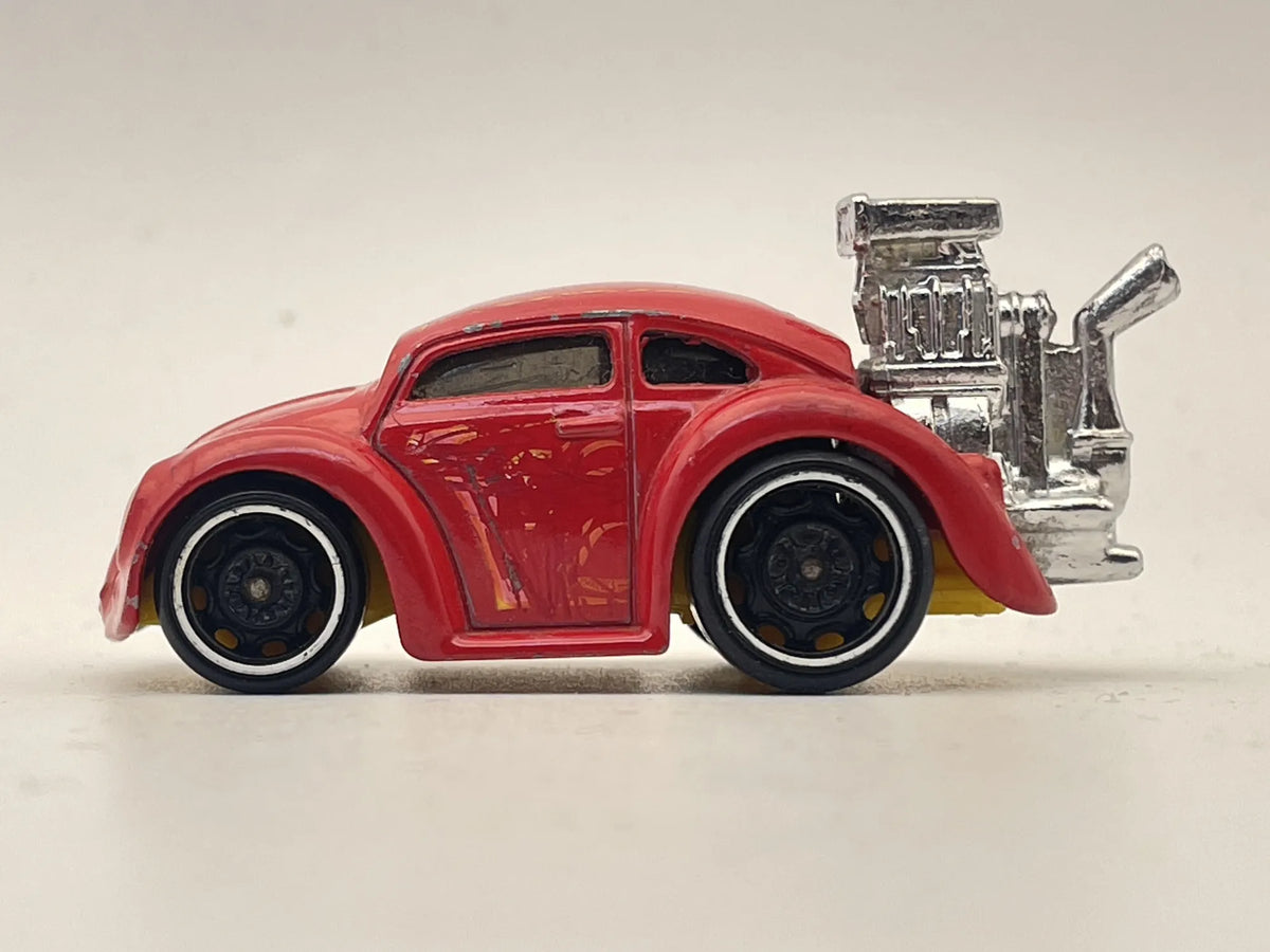 VOLKSWAGEN BEETLE, Garbus, Hot Wheels 2010, Die cast K19, Czerwony, 1:64 – zdjęcie 3
