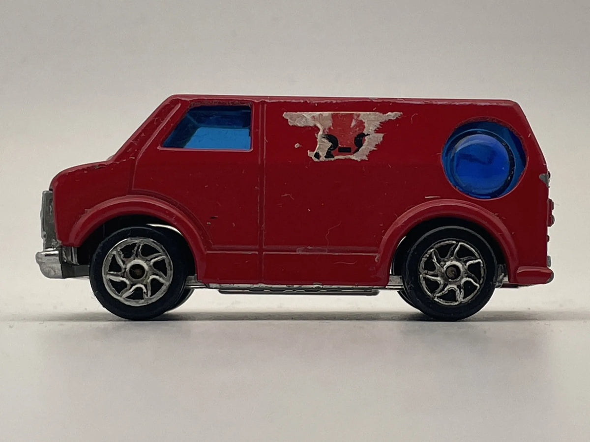 BEDFORD AMERICAN VAN, SR-827, Die cast, Czerwony, 1:60, Resoraki – zdjęcie 3