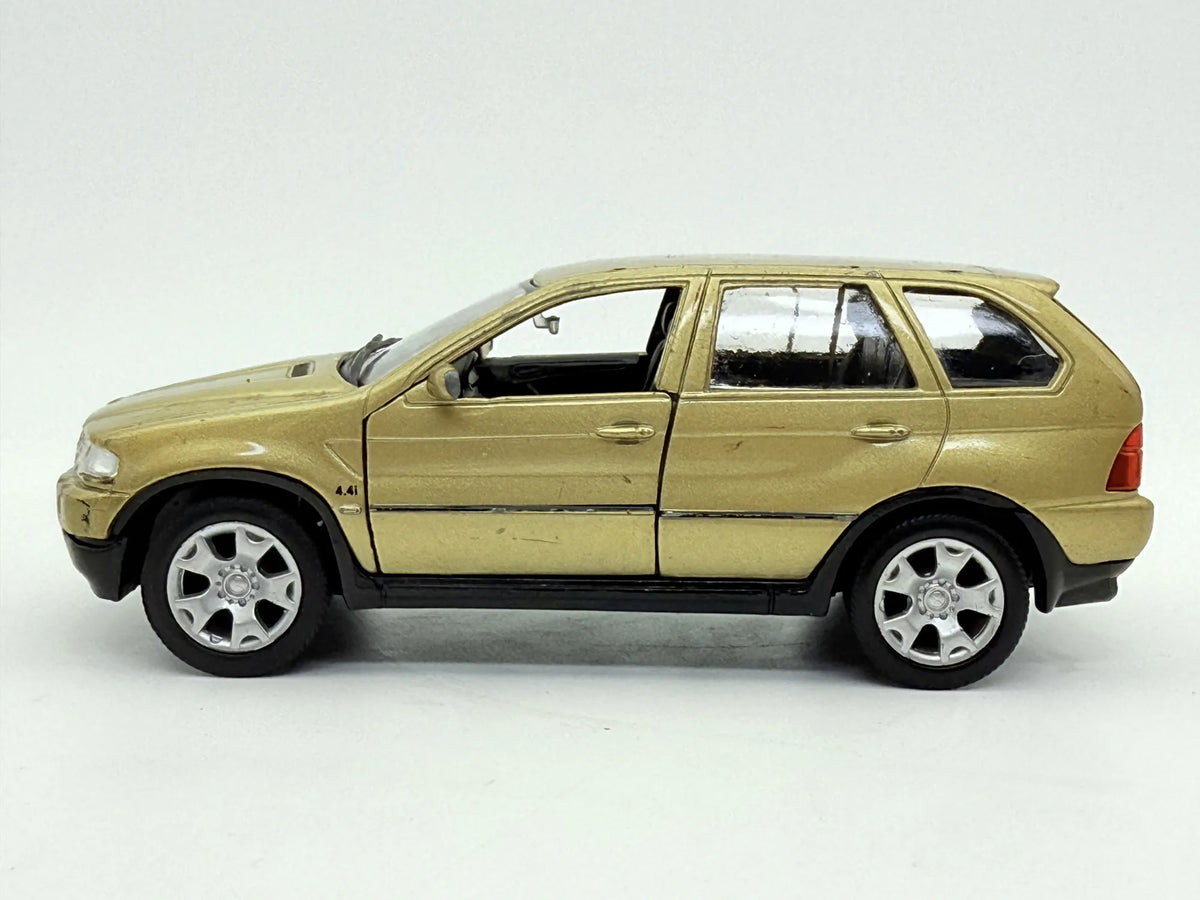Bmw X5 Welly Złoty 1:32 – zdjęcie 3