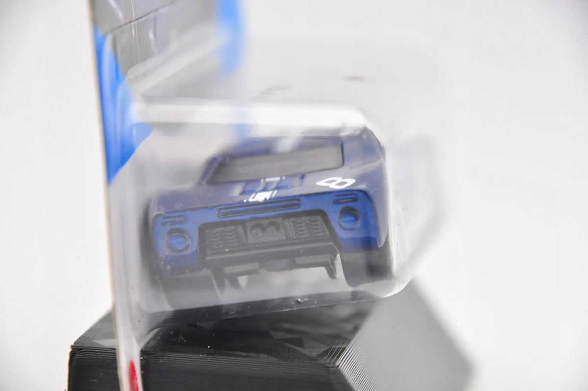 FORD GT40 Hot Wheels 2024 Niebieski 1:64 – zdjęcie 3
