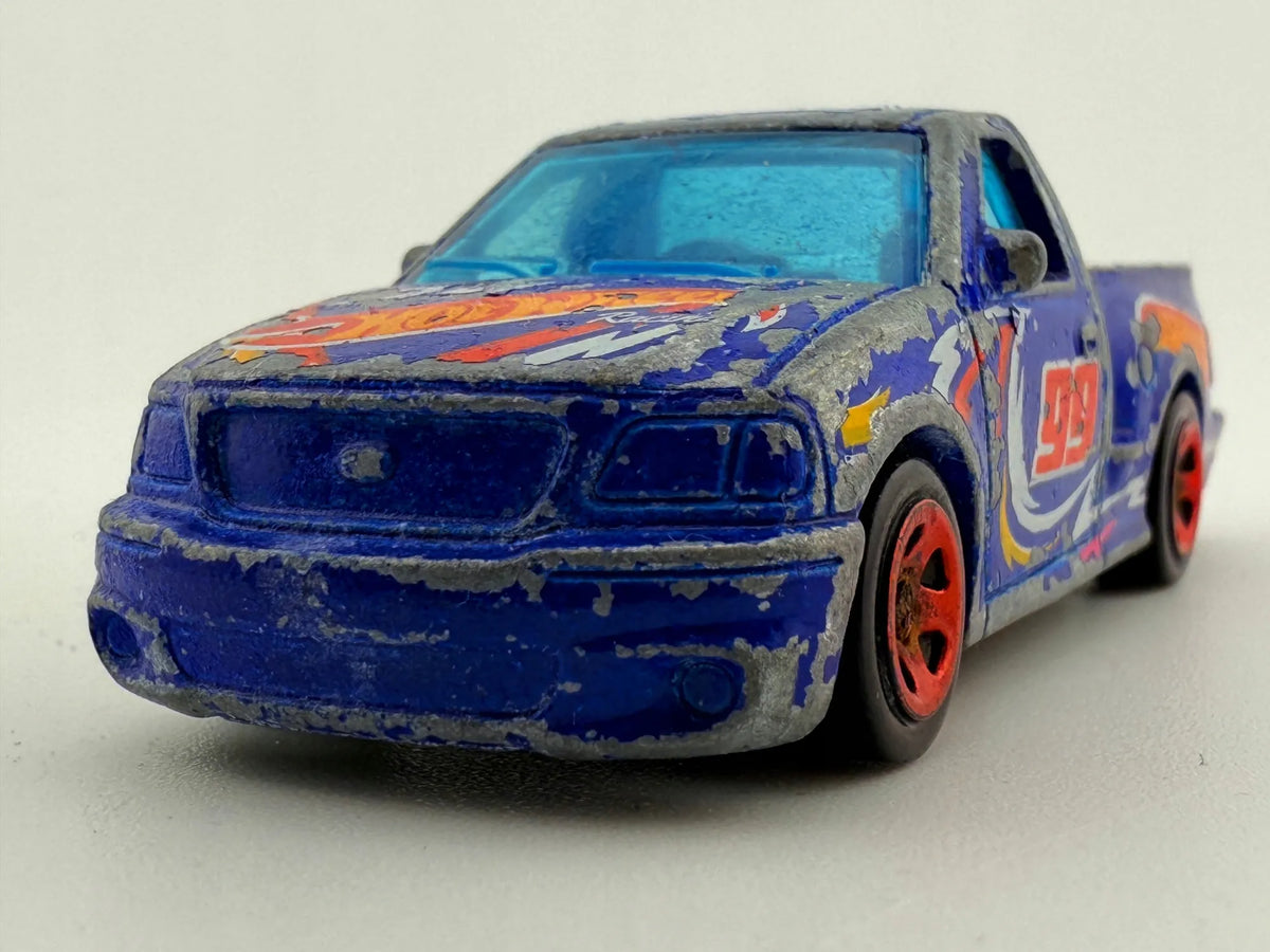 F-150 Lightning Hot Wheels 2020 Niebieski 1:64 – zdjęcie 3