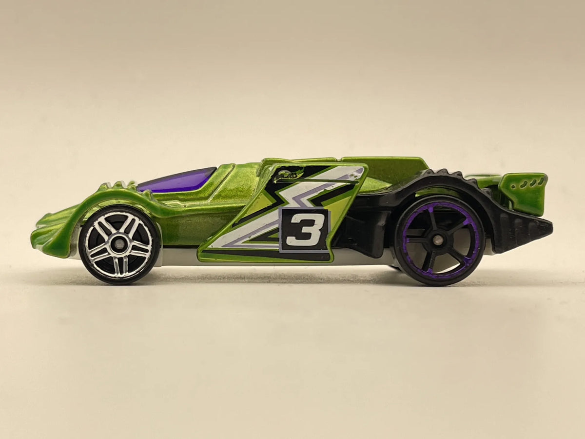 EPIC FAST 3, Seria HW Digital Circuit, Hot Wheels 2014, CFH02, Zielony 1:64 – zdjęcie 3