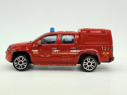 Volkswagen Amarok Czerwony 1:64 – zdjęcie 3