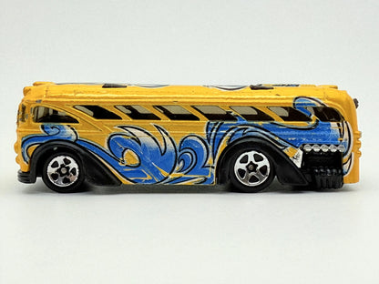 Surfin' School Bus Hot Wheels Żółty 1:64 – zdjęcie 3