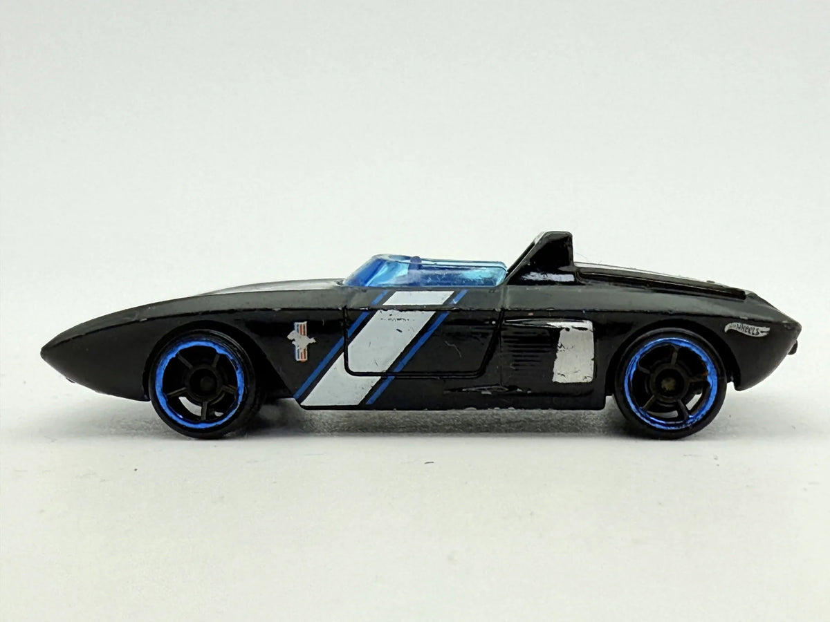 82 Ford Mustang Concept Hot Wheels Czarna 1:64 – zdjęcie 3