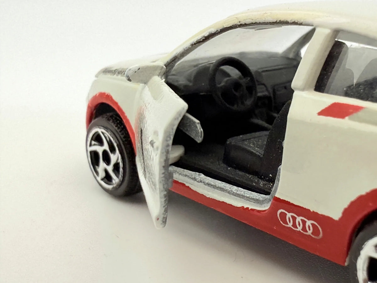 Audi A1 Majorette Biały 1:58 – zdjęcie 3