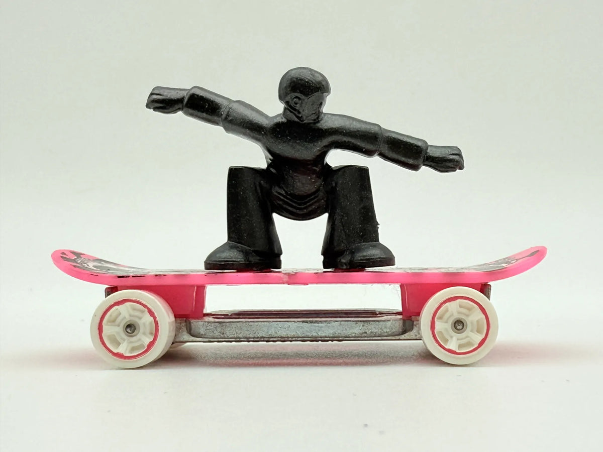SKATE GROM, Skate Punk, Hot Wheels 2013, Die cast X1617, Różowy, Resoraki – zdjęcie 3