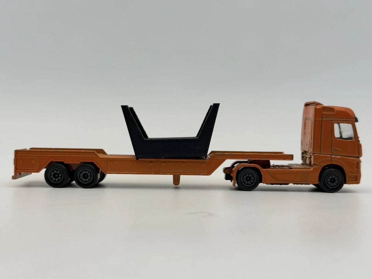Ciężarówka MERCEDES-BENZ ACTROS Majorette 1992 Pomarańczowy 1:87 – zdjęcie 3