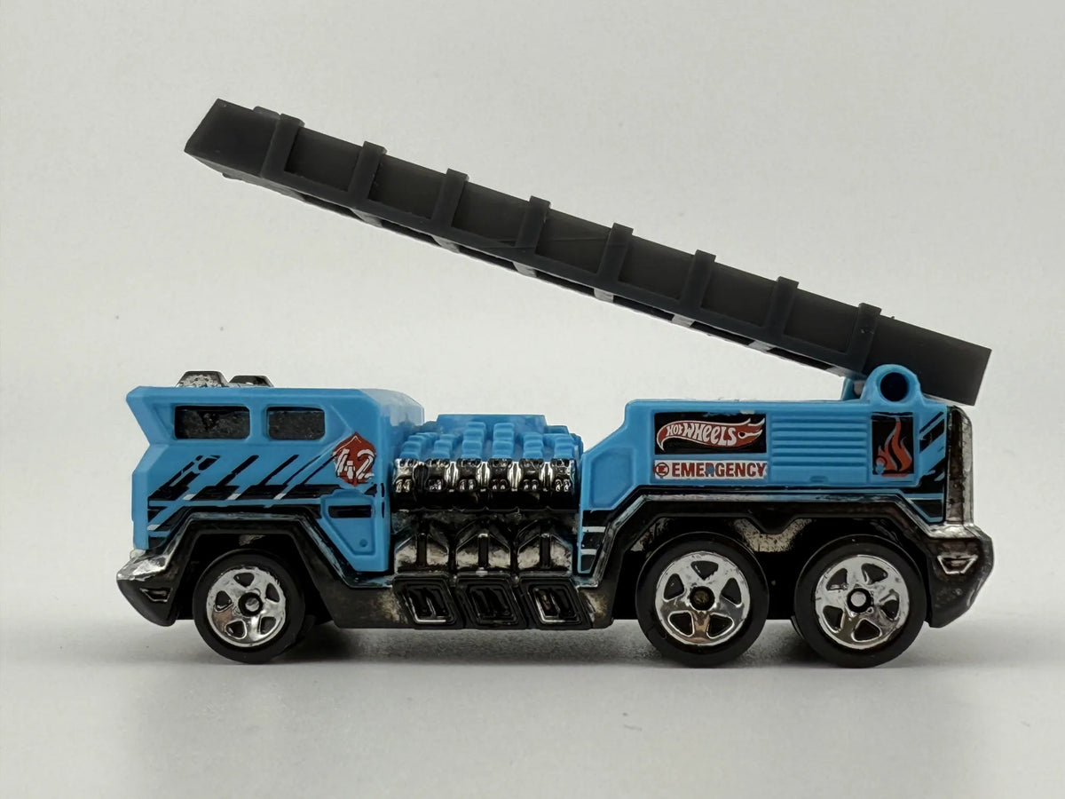 5 ALARM, Hot Wheels 2008, Die cast 186 MJ & AL, Niebieski, 1:64, Resoraki – zdjęcie 3