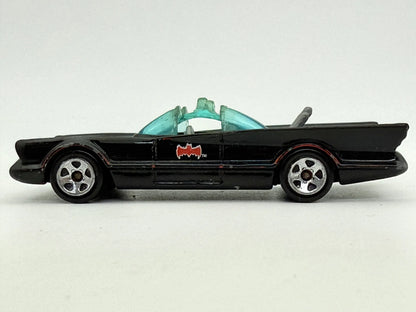 Batmobile Hot Wheels Czarny 1:64 – zdjęcie 3