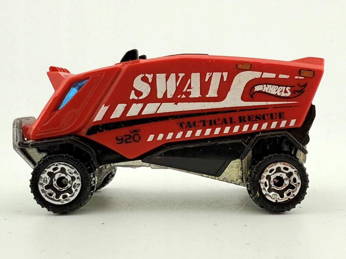 AERO POD, SWAT, Hot Wheels 2014, Resoraki, Die cast K05, Czerwony, 1:64 – zdjęcie 3