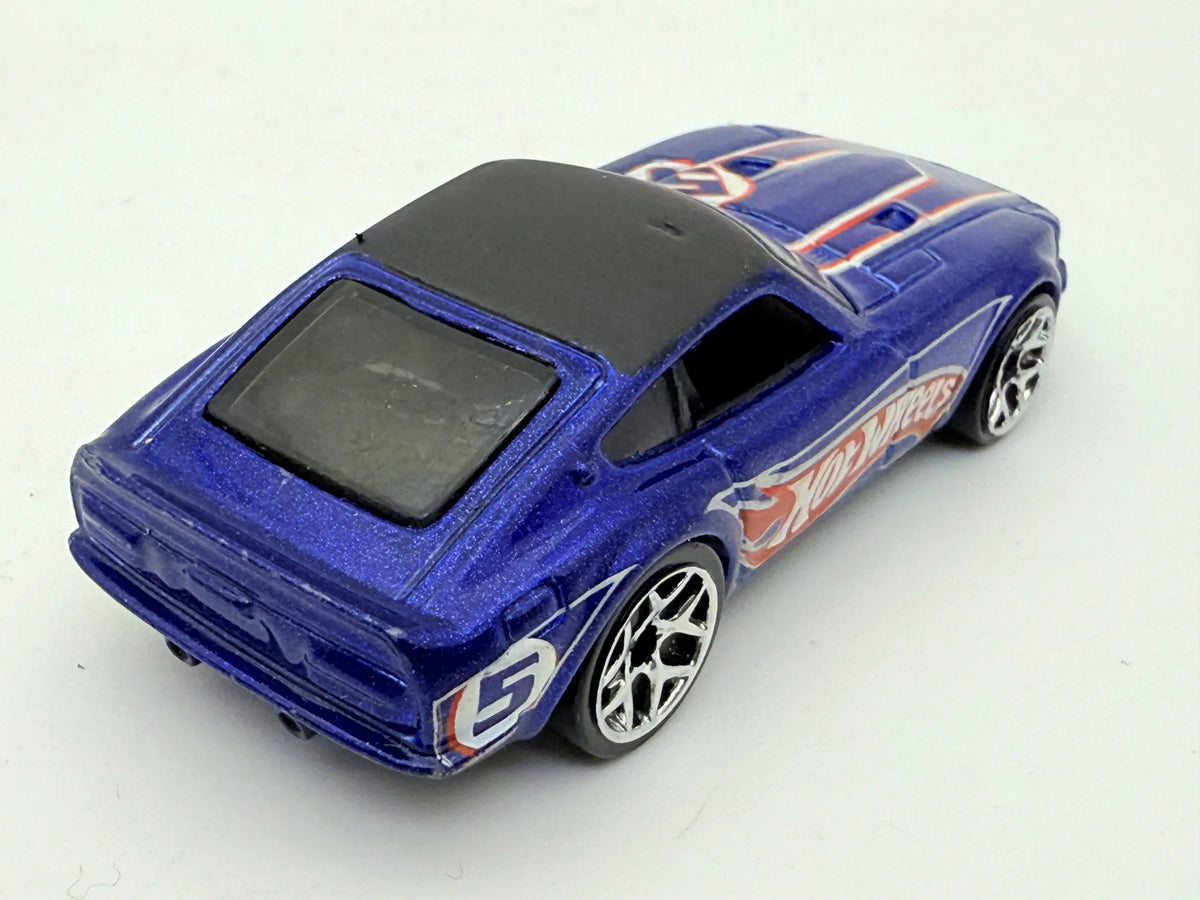Datsun 240Z Hot Wheels Niebieski 1:64 – zdjęcie 3