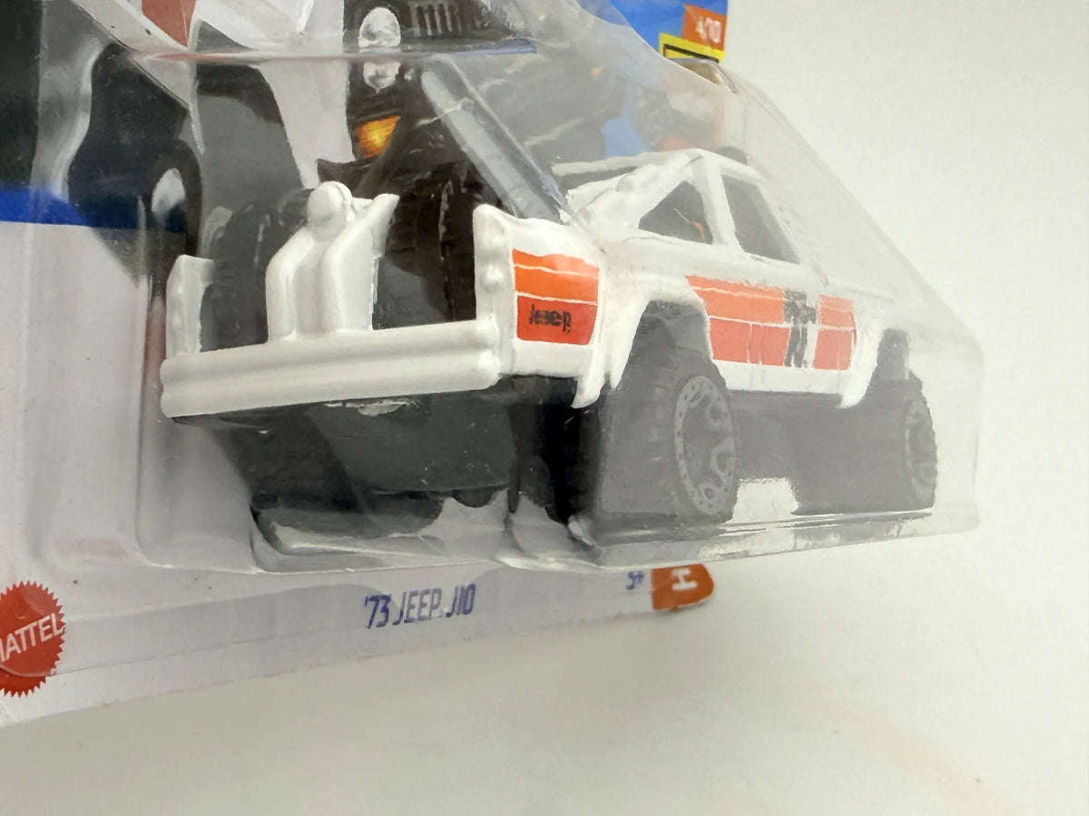 JEEP HW Hot Trucks Hot Wheels 2024 Biały 1:64 – zdjęcie 3