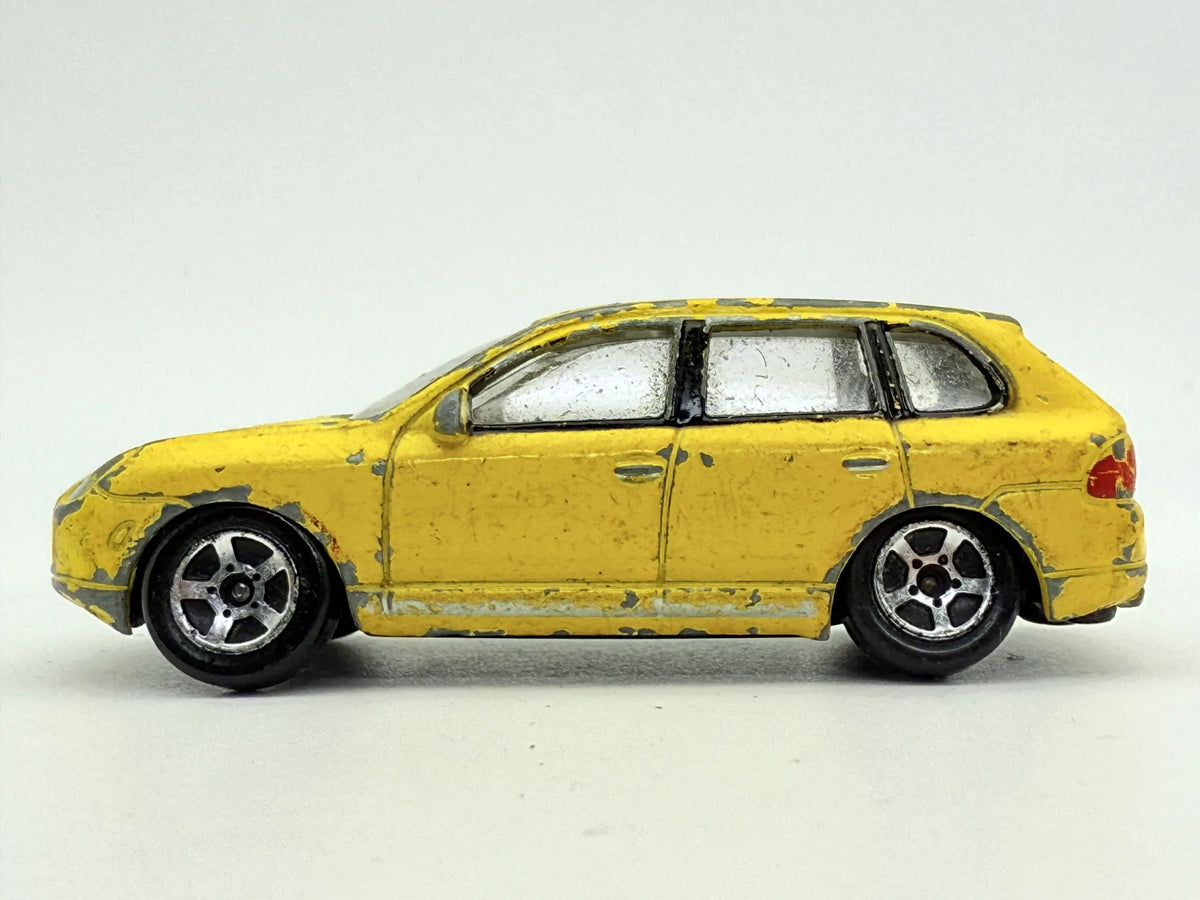 Porsche Cayenne Realtoy Żółta 1:61 – zdjęcie 3
