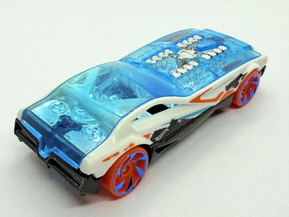 Power Pistons X-Raycers Hot Wheels Biały 1:64 – zdjęcie 3