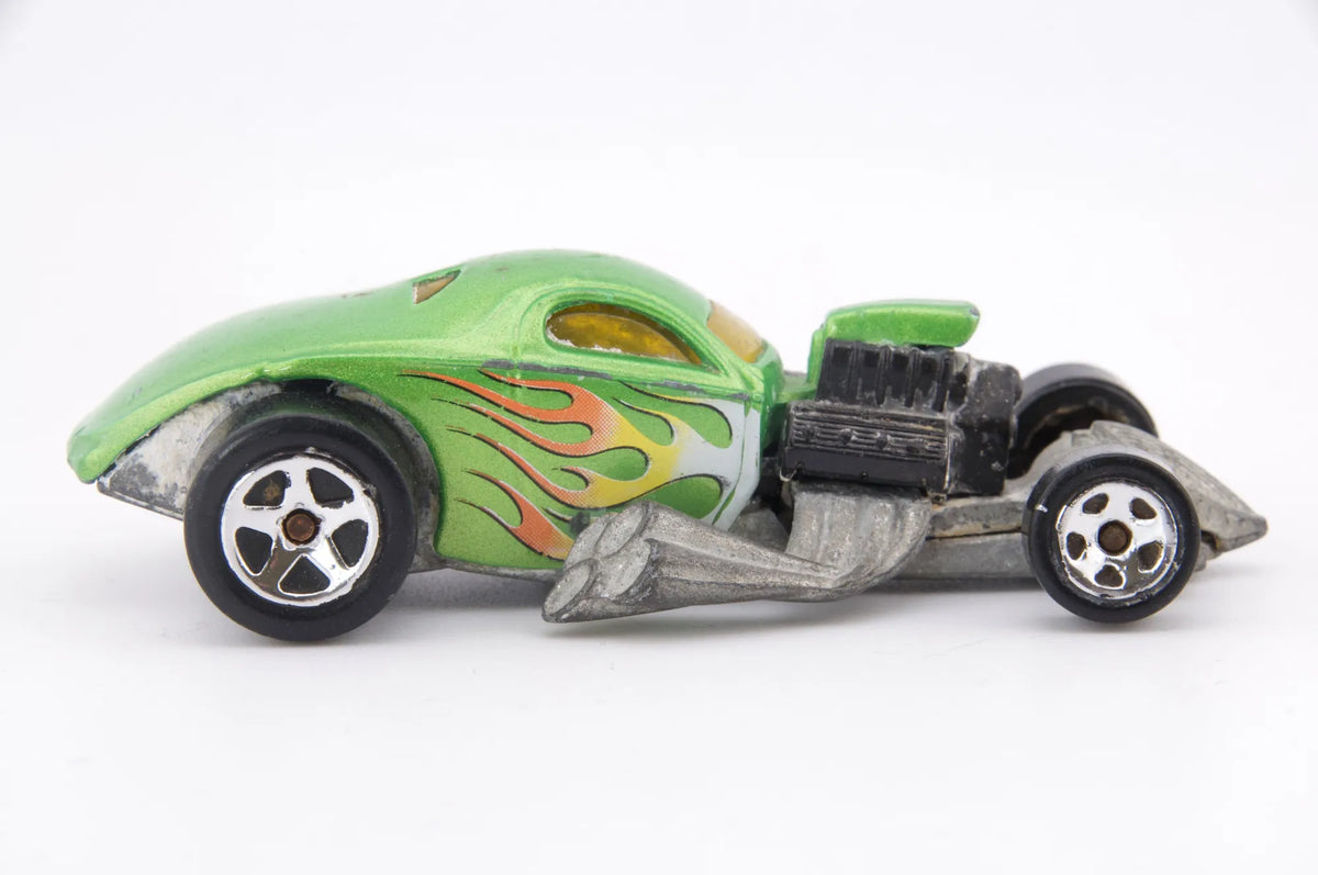 4 Mile Coupe Hot Wheels Zielony 1:64 – zdjęcie 3