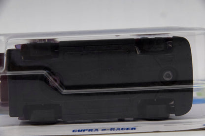 CUPRA E-RACER Hot Wheels 2025 Fioletowy 1:64 – zdjęcie 3