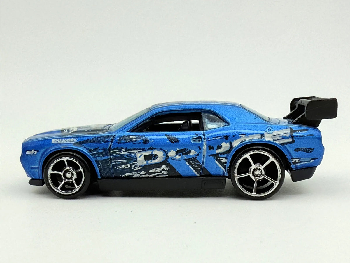 Dodge Challenger Drift Car, Hot Wheels, die cast resoraki, 1:64 – zdjęcie 3