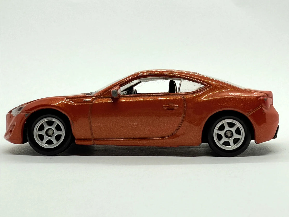 Toyota 86 Welly Pomarańczowy 1:61 – zdjęcie 3
