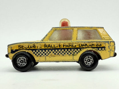 Police Patrol Matchbox Żółty 1:64 Made in Anglia – zdjęcie 3