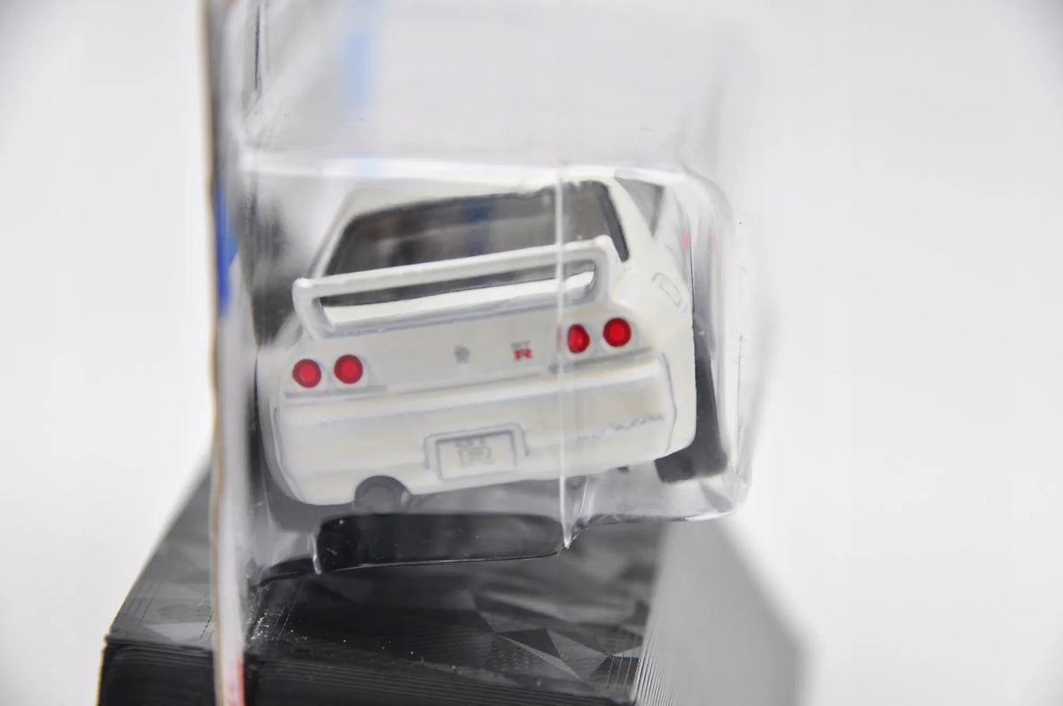 Nissan Skyline Gt-R (Bcnr33) HW J-IMPORTS Hot Wheels 2024 Biały 1:64 – zdjęcie 3