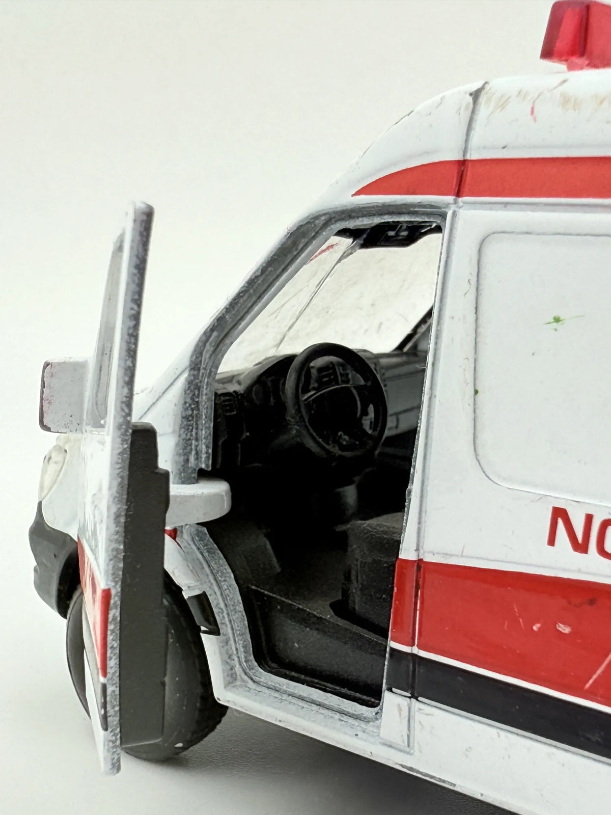 MERCEDES-BENZ SPRINTER PANEL VAN, Welly, Karetka Die cast 43730 Biały 1:43 – zdjęcie 3