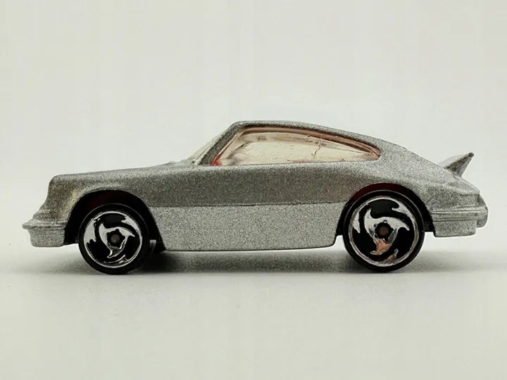 Porsche Carrera Hot Wheels Srebrny 1:64 – zdjęcie 3