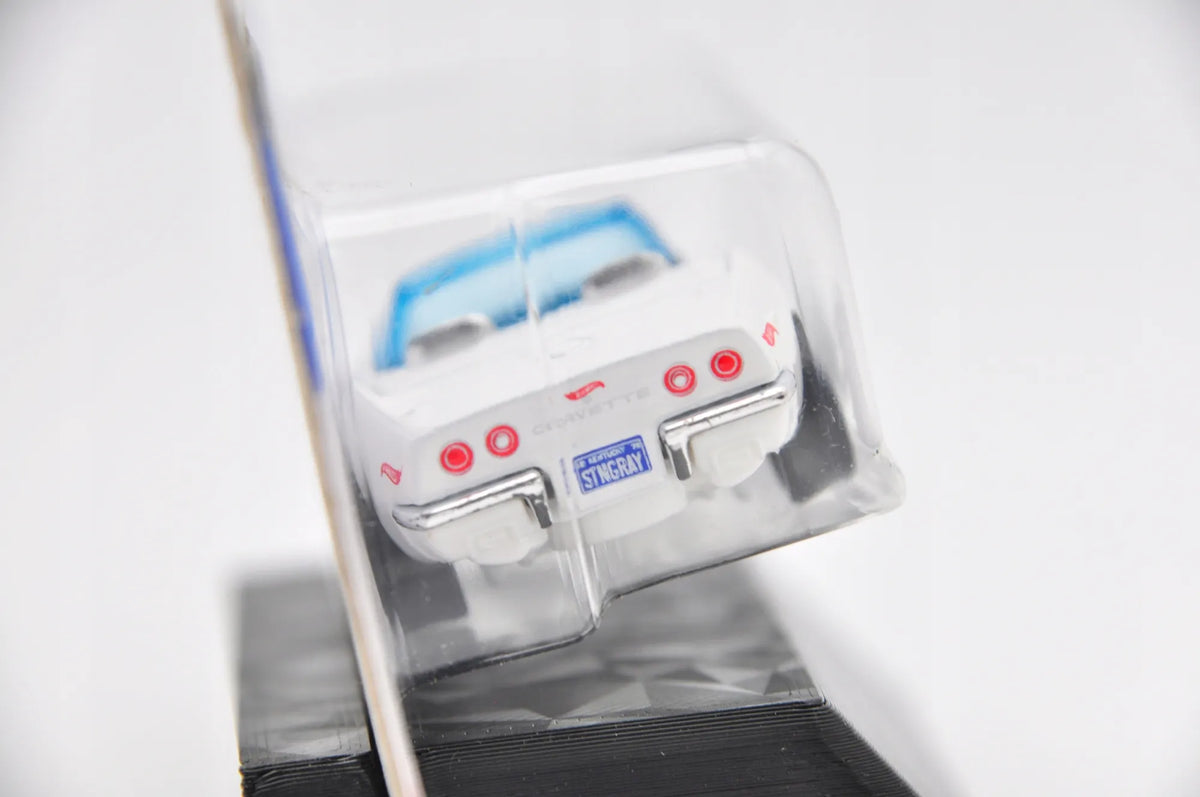 '72 STINGRAY CONVERTIBLE Hot Wheels 2024 Biały 1:64 – zdjęcie 3